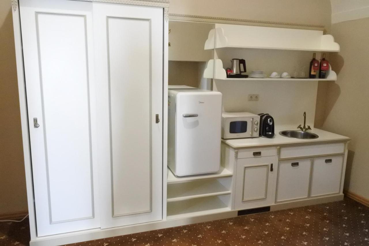 Hotel Gino Park Palace Повазька-Бистріца Екстер'єр фото