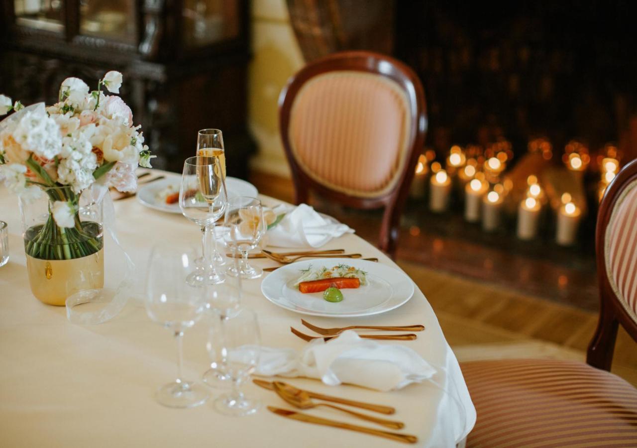 Hotel Gino Park Palace Повазька-Бистріца Екстер'єр фото