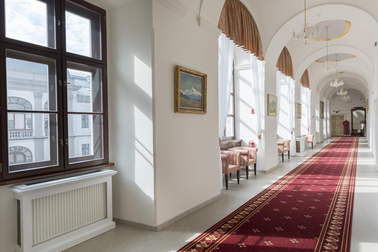 Hotel Gino Park Palace Повазька-Бистріца Екстер'єр фото